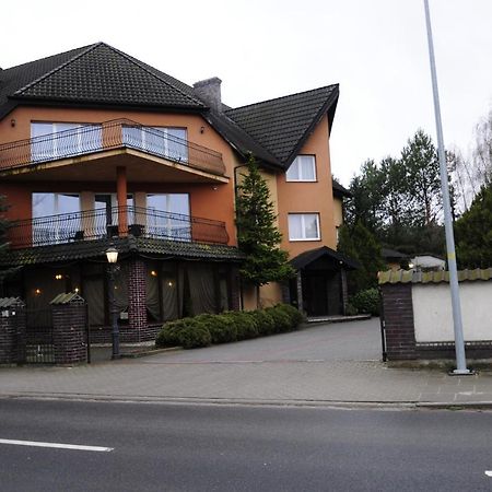 Hotel Zieliniec Poznan Ngoại thất bức ảnh