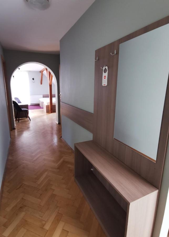 Hotel Zieliniec Poznan Ngoại thất bức ảnh